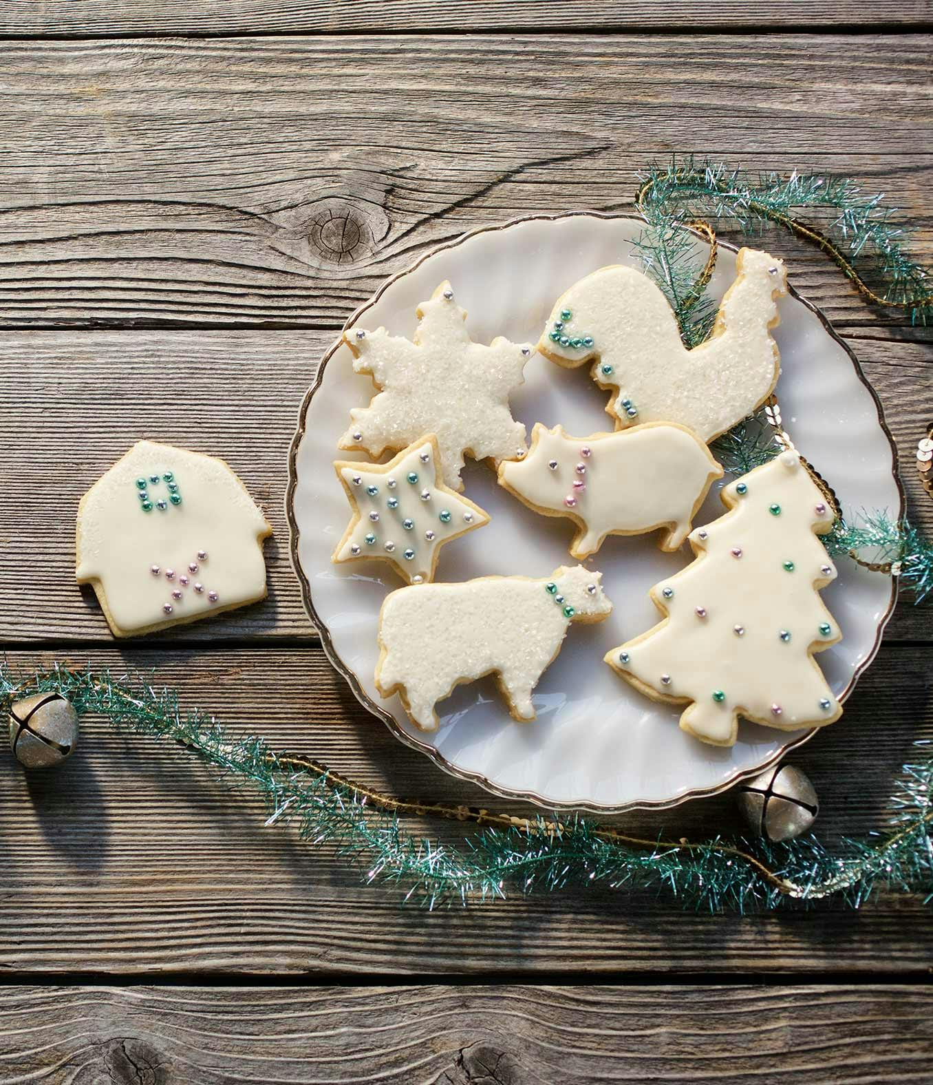 Frosted Holiday Shortbread Cookies